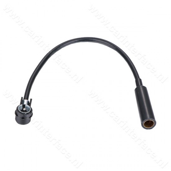 https://www.carinterface.nl/image/cache/data/ExtraParts/antenne-adapters/din-iso/SKAA-21/autoradio-antenne-adapter-din-naar-iso-20cm-kabel-haaks-550x550.jpg