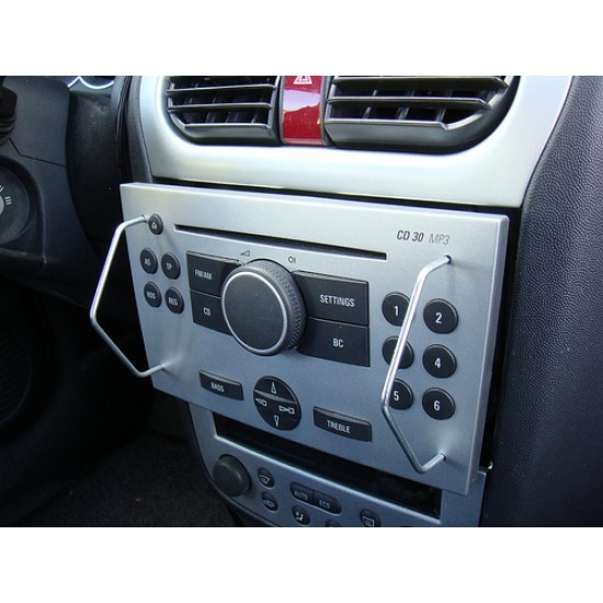 Scarp Monnik Inferieur Bluetooth streaming / handsfree carkit adapter voor OPEL autoradio's, CD30  MP3, CDC40, CD70, DVD90